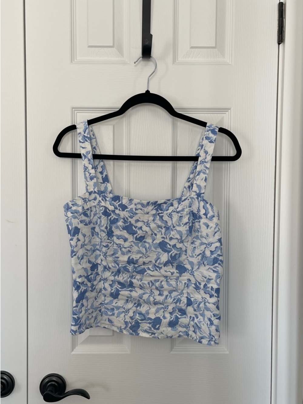 Quince Cropped Linen Tank NWOT
